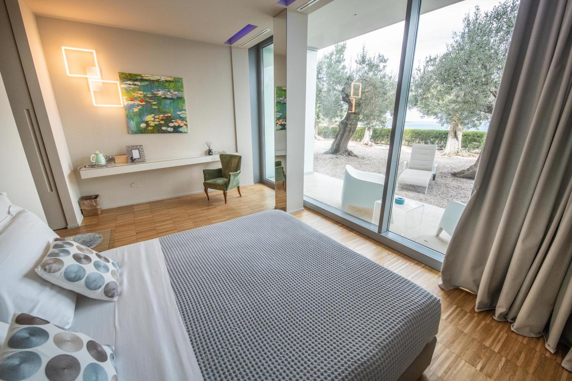 Alkimia Boutique Hotel Vasto Exterior photo